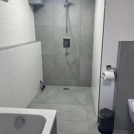 Appartamento Gaestehaus I Monteur- & Fuer 5 I 2 Sz I Terrasse I Parkplatz I Wlan *